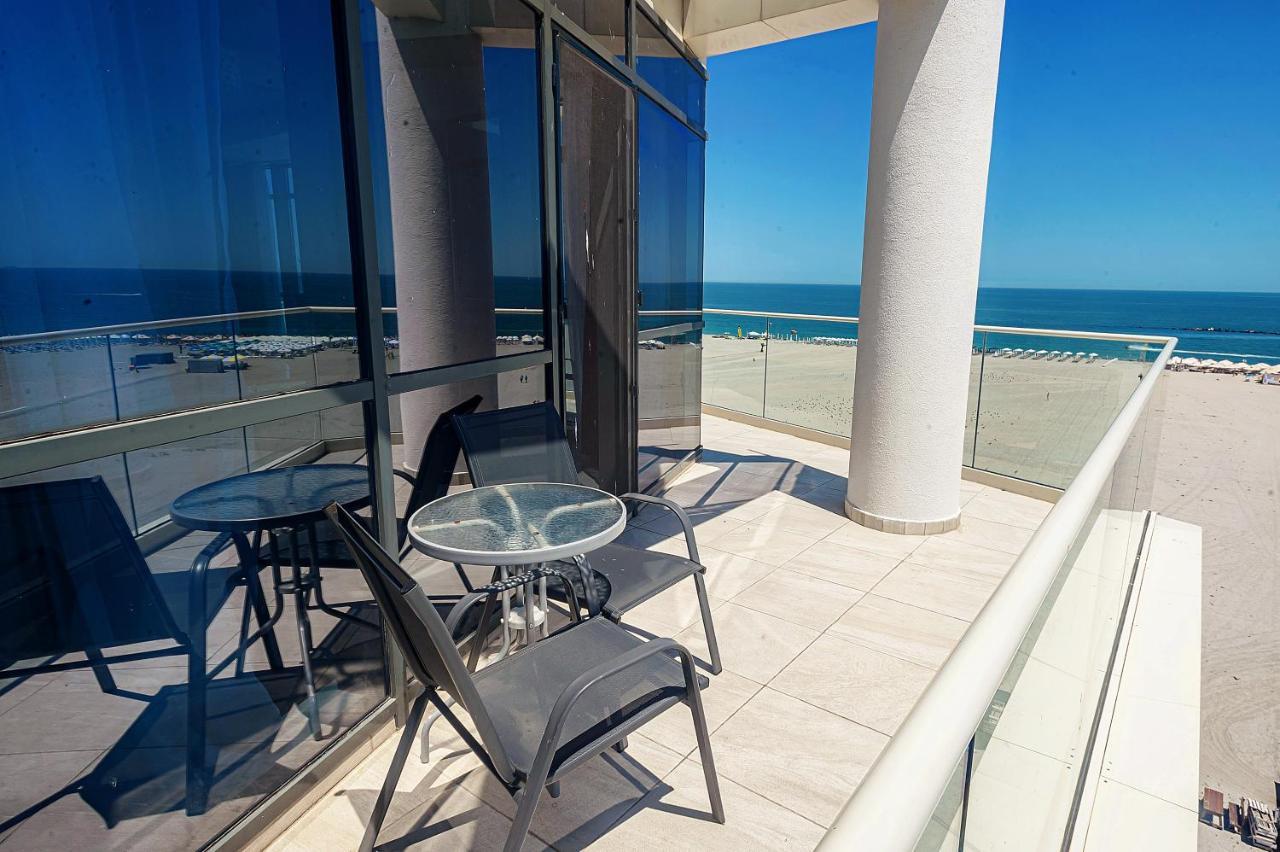 Riviera Residence Apartments Mamaia Eksteriør bilde