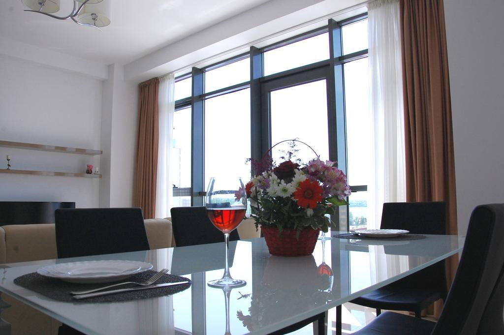 Riviera Residence Apartments Mamaia Eksteriør bilde