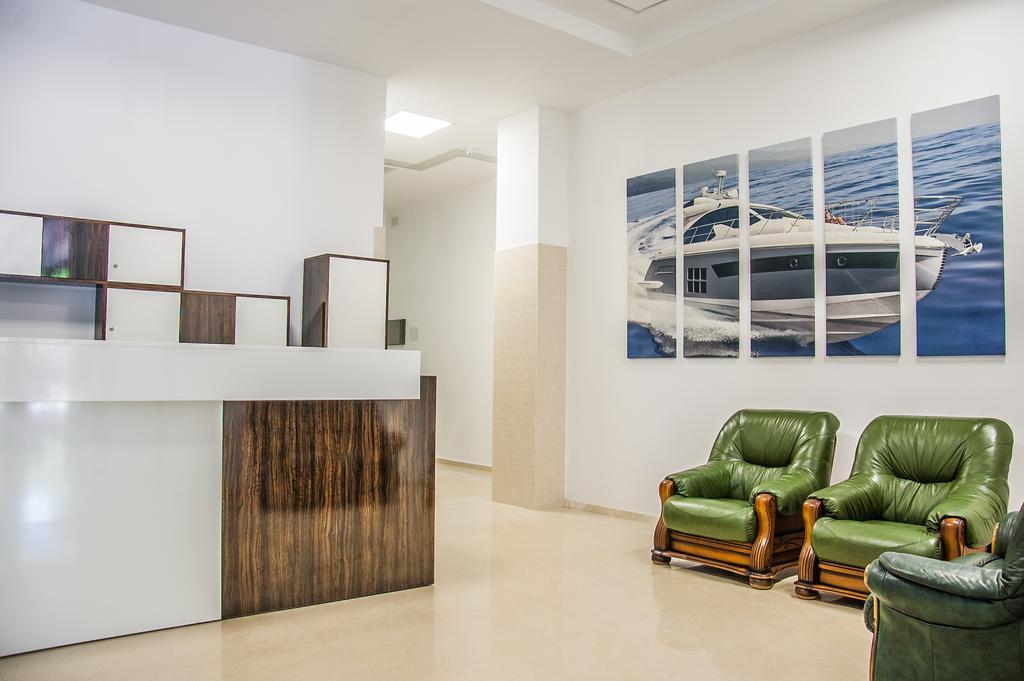 Riviera Residence Apartments Mamaia Eksteriør bilde